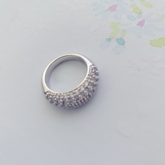 Swarovski Ring - Picture 6 of 7